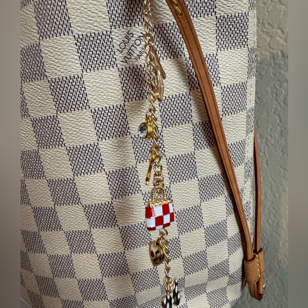 Handmade Minnie Mouse Inspired Purse Charm Keychain - Picture 7 of 8